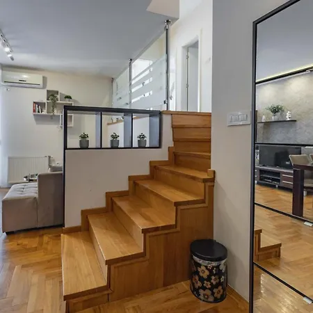 Simpatico With Free Parking