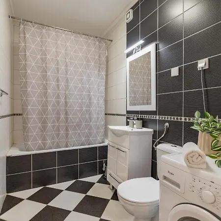 Simpatico With Free Parking Apartament *