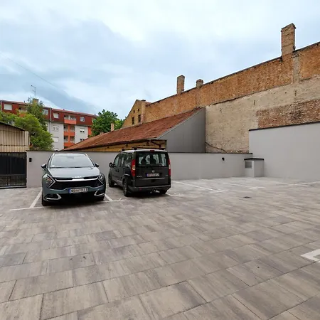 Simpatico With Free Parking Apartament Nowy Sad