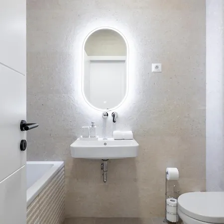 Simpatico With Free Parking * Novi Sad