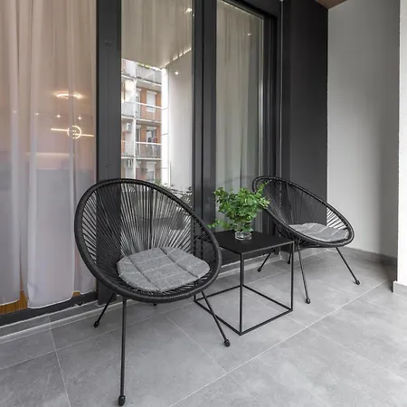 Simpatico With Free Parking Apartament Nowy Sad