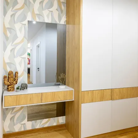 Apartament Simpatico With Free Parking Nowy Sad