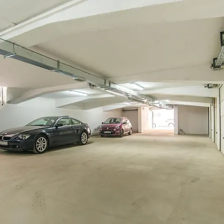 Simpatico With Free Parking Apartament *